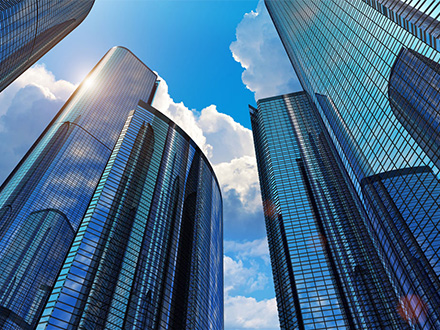 受xx人民法院委托，对位于xx房屋第1层A区的装修现值进行评估